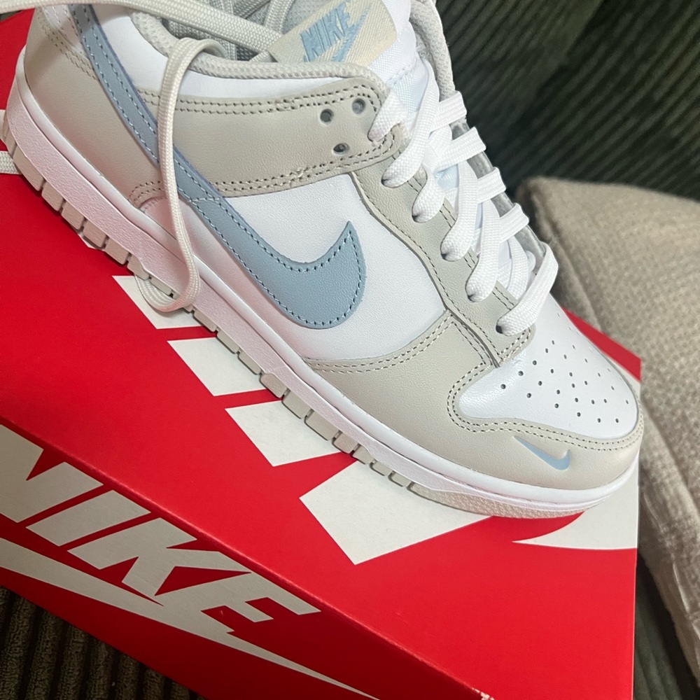 Nike dunk low - Bone/LT Armory blue - NWT - size 8 - verified via GOAT